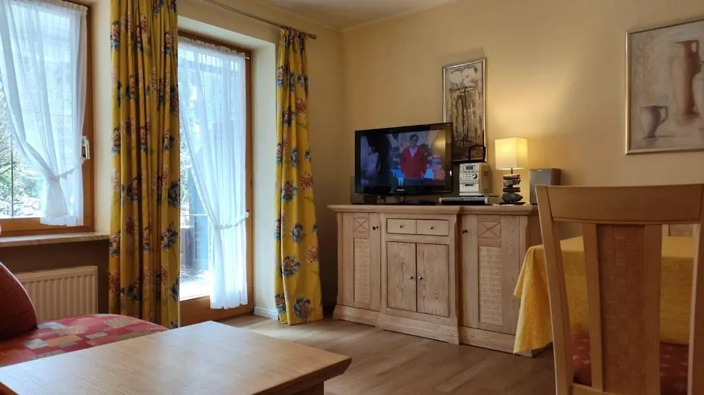 Fewo Kuhschelle, Oberstaufen-Steibis Apartment Germany
